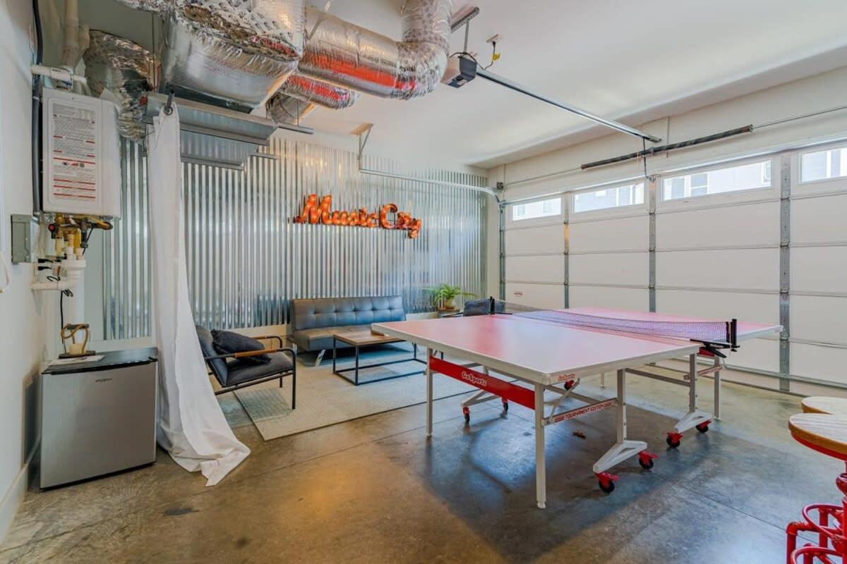 Carrie Underwood'S East Side Rooftop Game Room Nashville Eksteriør bilde