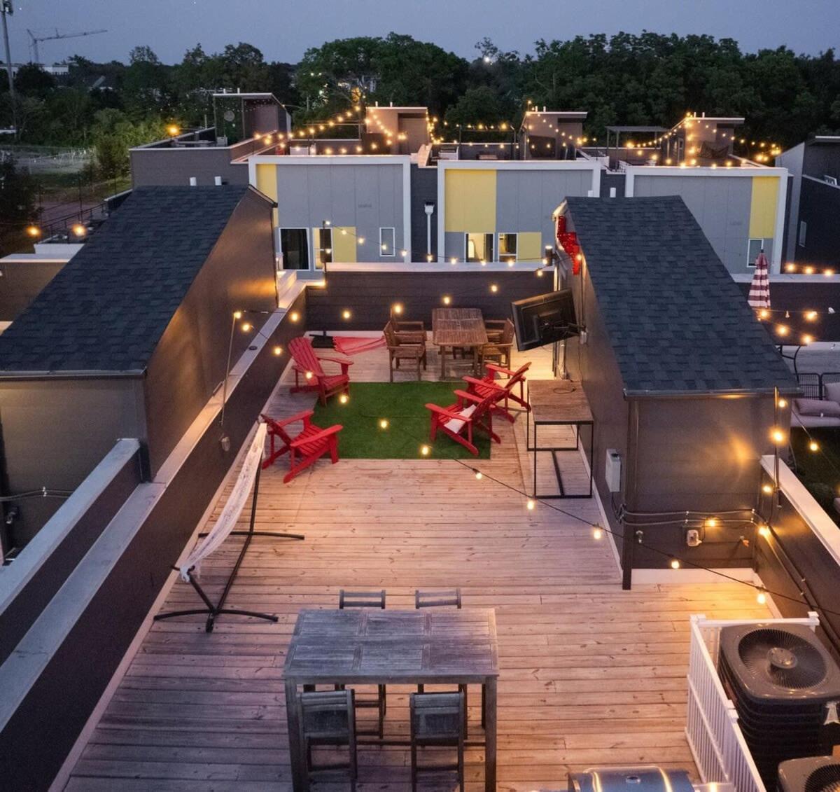 Carrie Underwood'S East Side Rooftop Game Room Nashville Eksteriør bilde